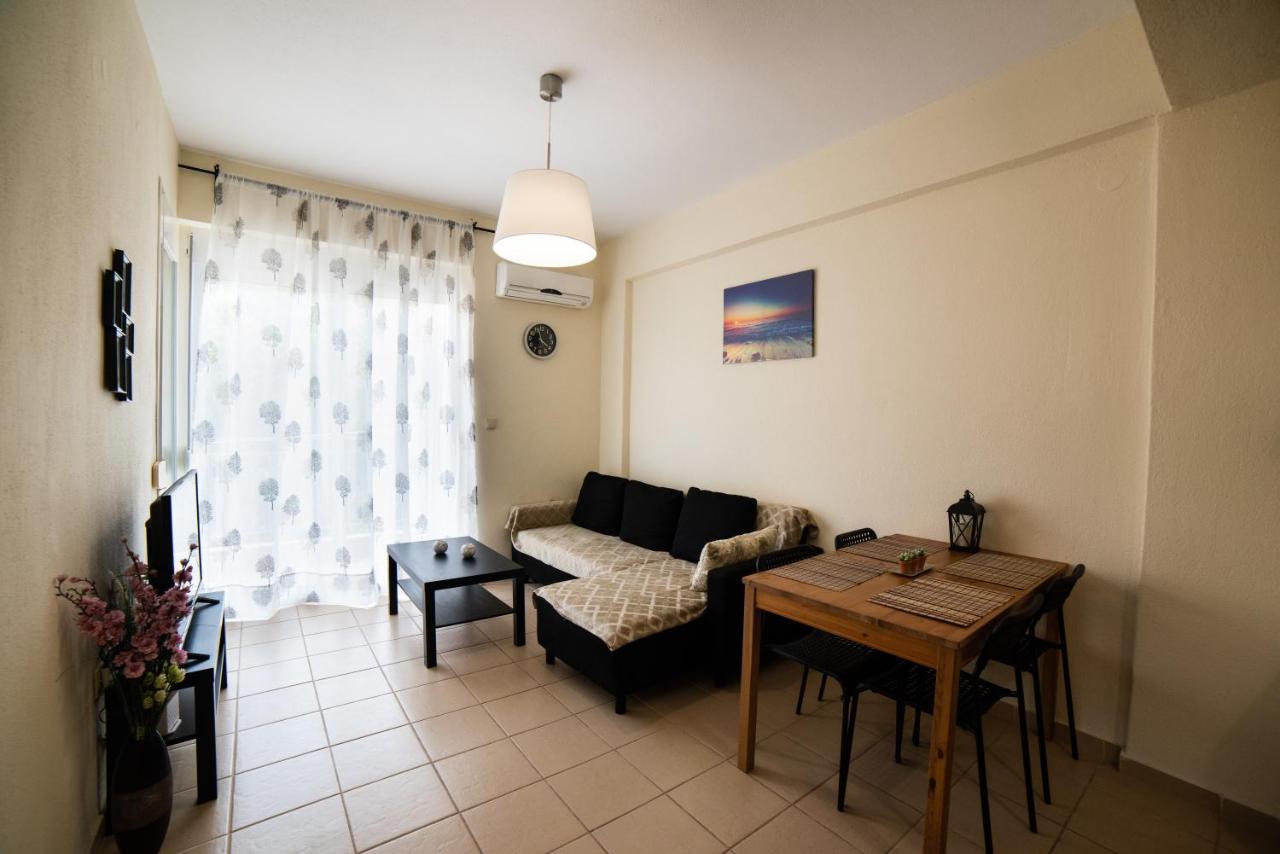 Apartment Nea Potidea. エクステリア 写真
